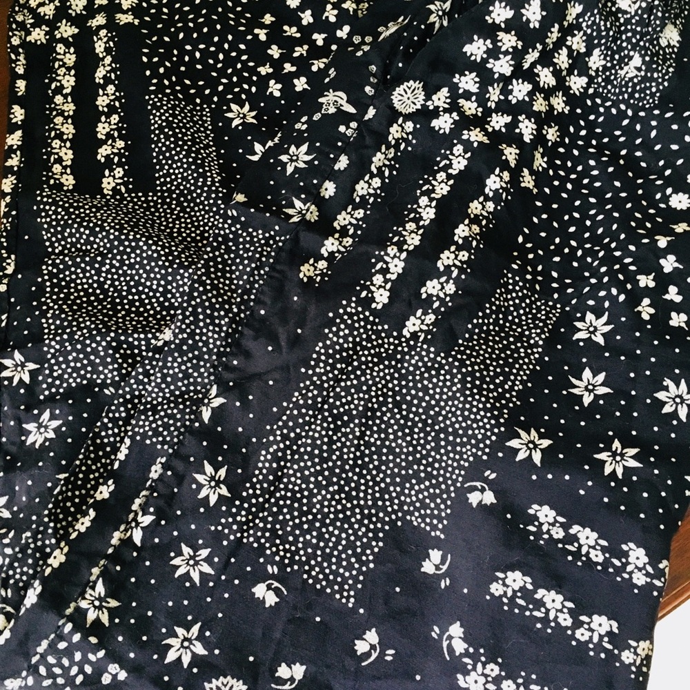 Patterned Palazzo Pants - Picture 3 of 3